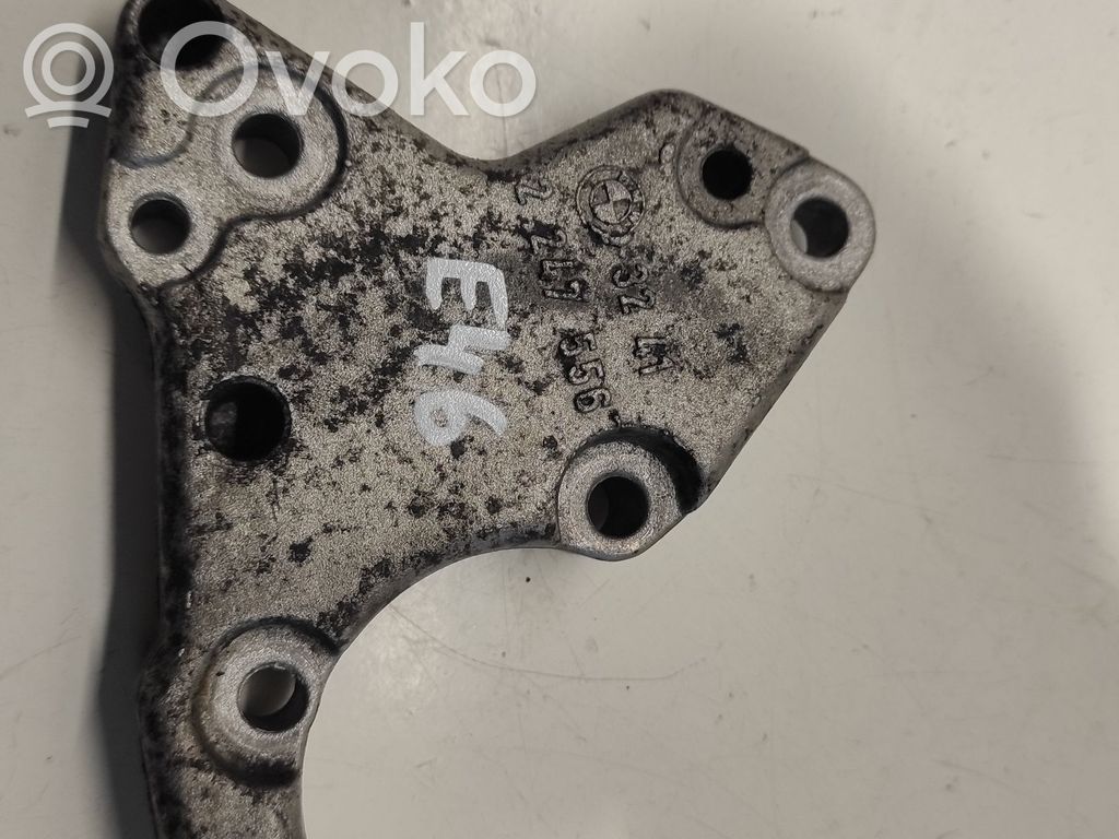 Engine mounting bracket   2247556,3241