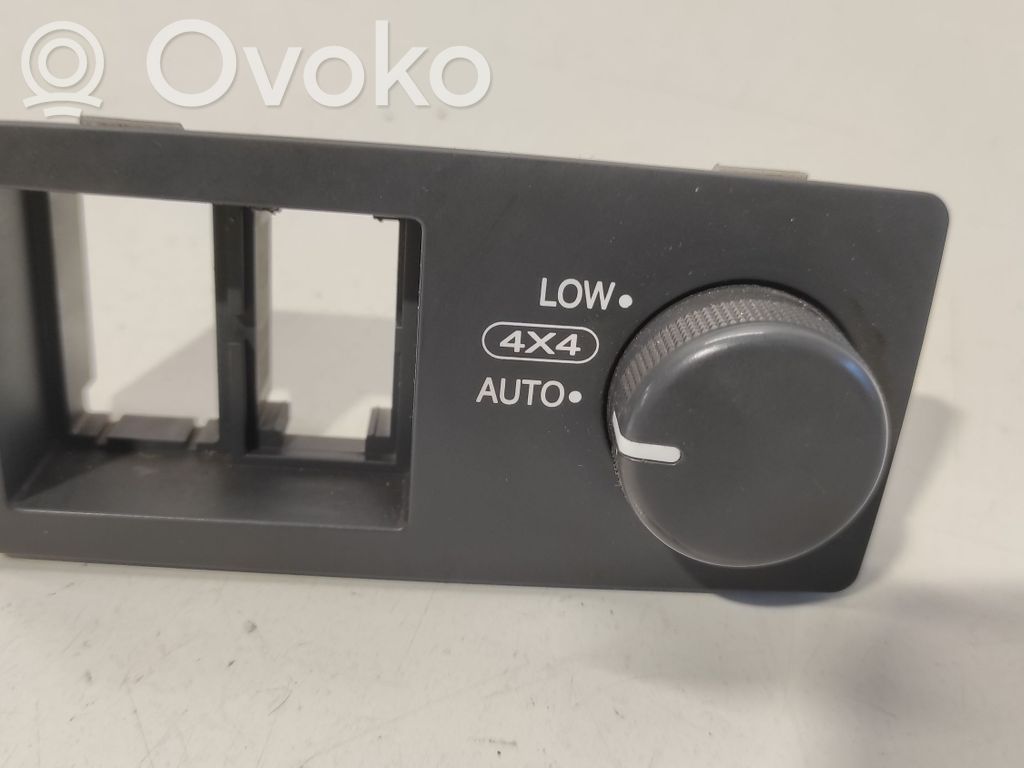 KIA Sorento Differential lock switch 