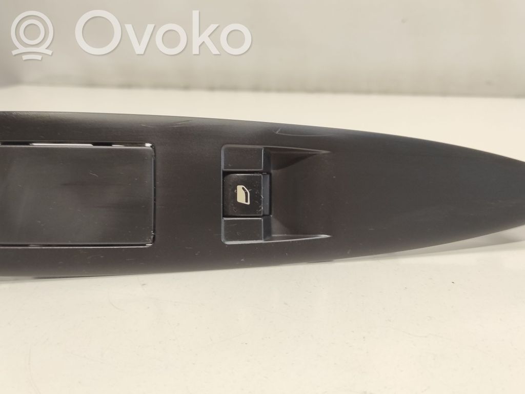 Citroen C6 Electric window control switch 