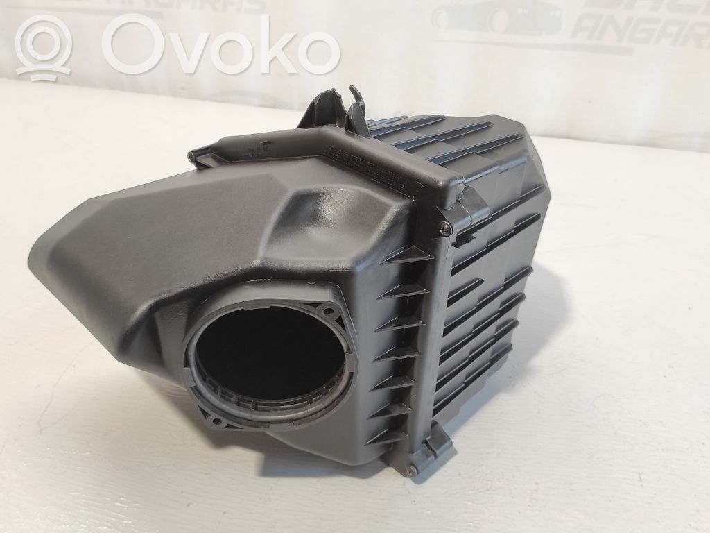 Volkswagen Phaeton Air filter box 