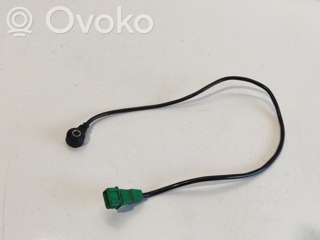 Audi A4 S4 B5 8D Klopfsensor 