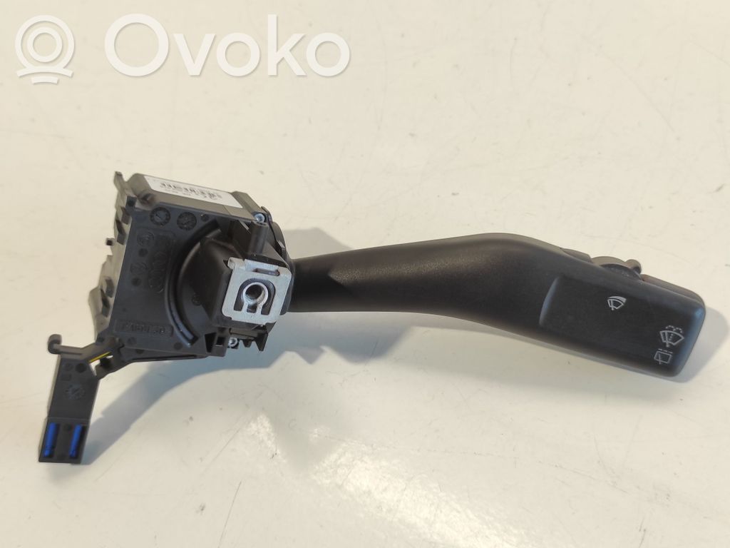 Volkswagen Touran I Wiper control stalk 