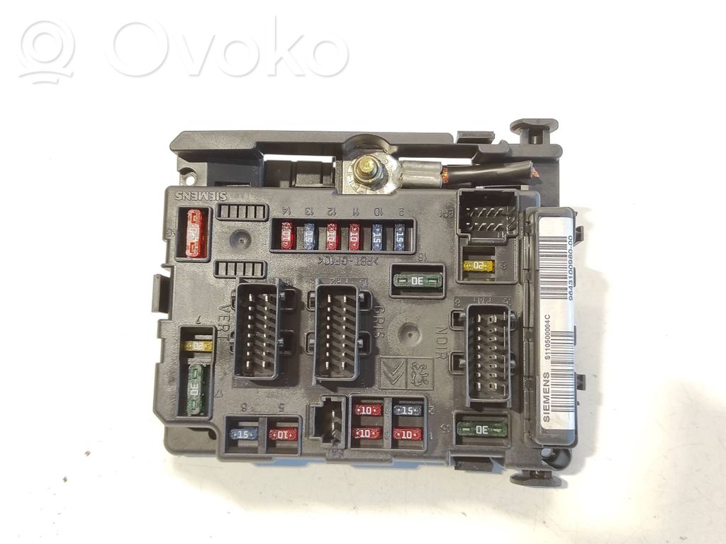 Citroen C5 Saugiklių blokas 