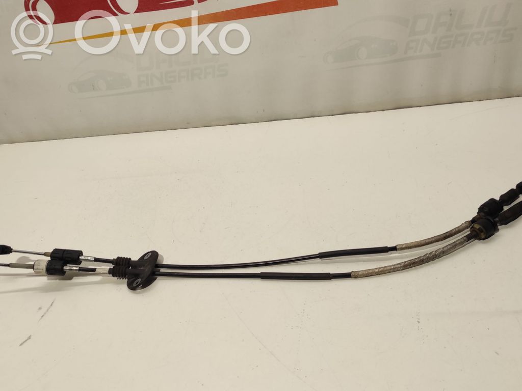 Ford Focus Gear shift cable linkage 