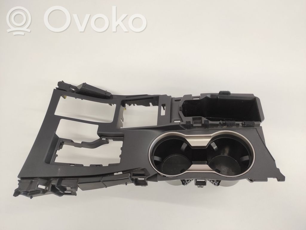 Lexus NX Keskikonsoli 