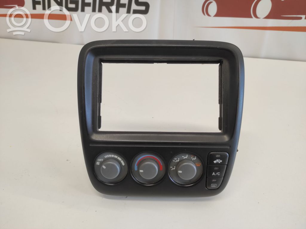 Honda CR-V Climate control unit 