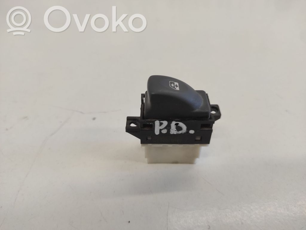 Renault Espace III Electric window control switch 