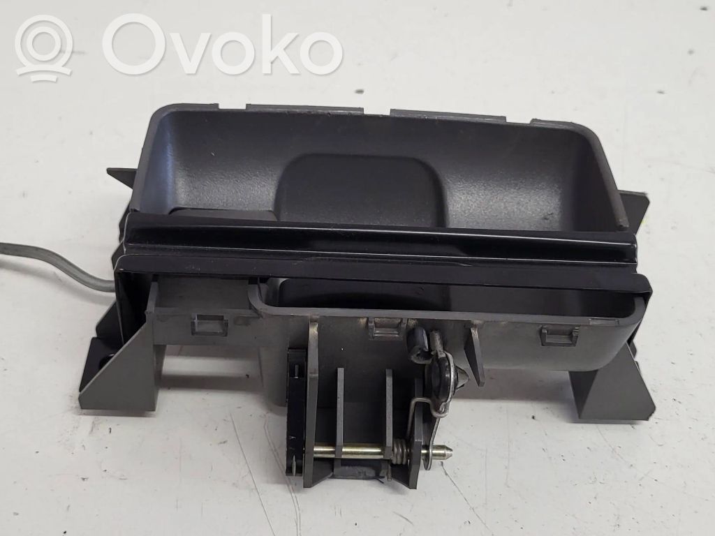 Saab 9-5 Tailgate/boot open switch button 
