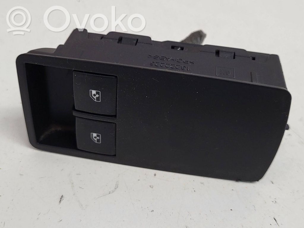 Opel Insignia A Electric window control switch 