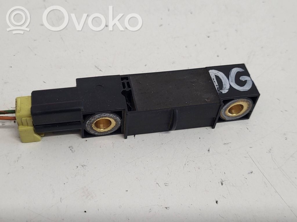 Volvo V70 Airbag deployment crash/impact sensor 