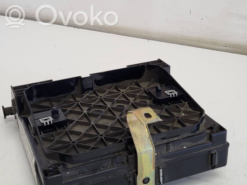 Seat Alhambra (Mk1) Fuse module 