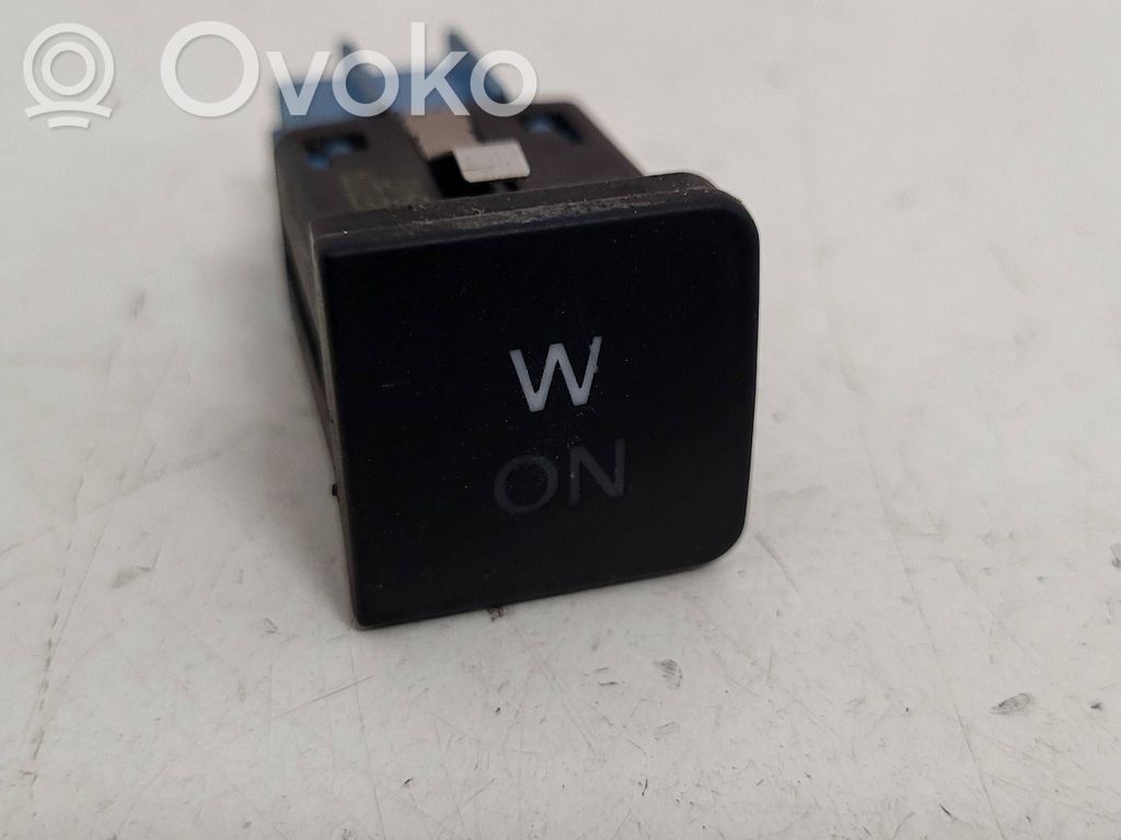 Volkswagen Touran I Kiti jungtukai/ rankenėlės/ perjungėjai 