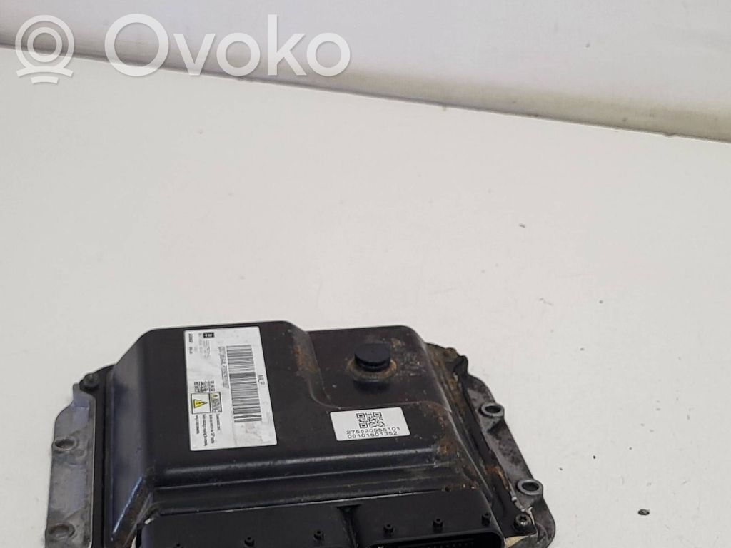Opel Astra J Engine control unit/module 