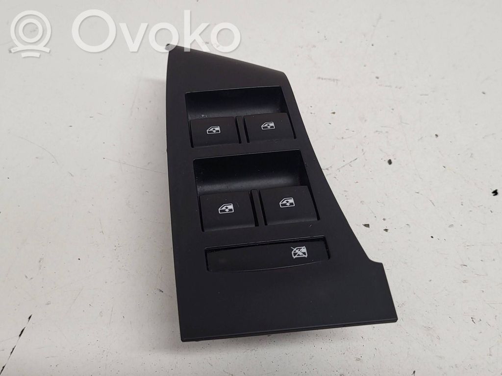 Opel Astra J Electric window control switch 