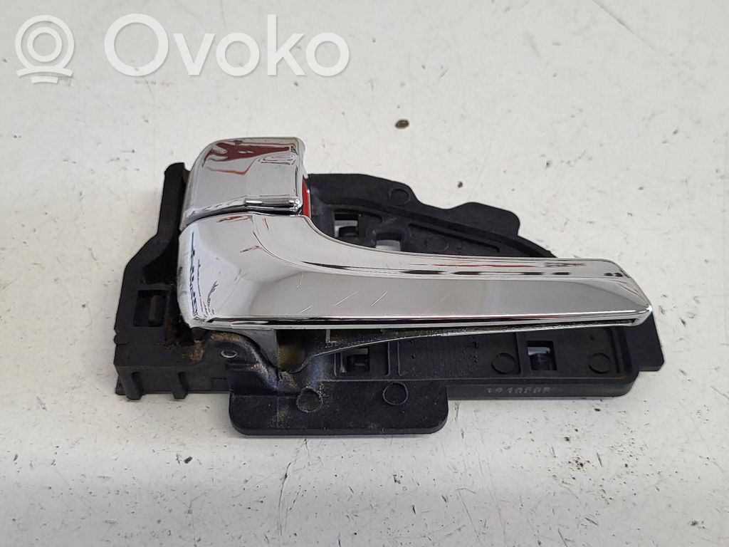 Hyundai ix35 Front door interior handle 