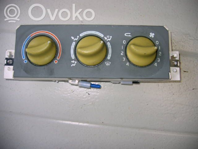 Climate control unit   52479161