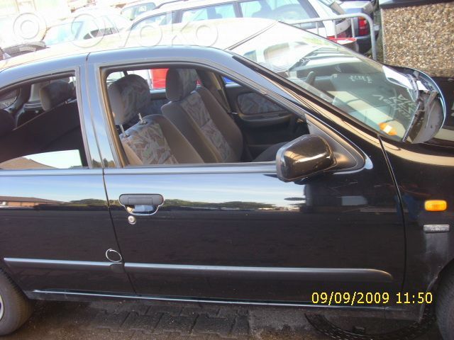 Puerta delantera   801002N335,H01002N3CE