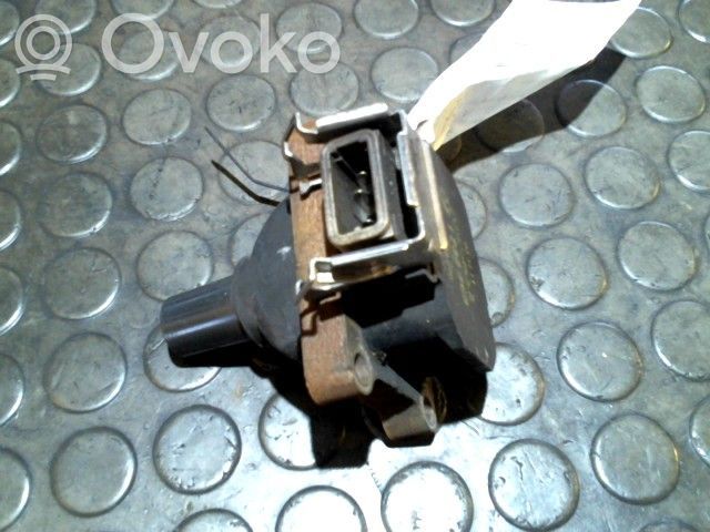 BMW 3 E36 Cewka zapłonowa wysokiego napięcia 