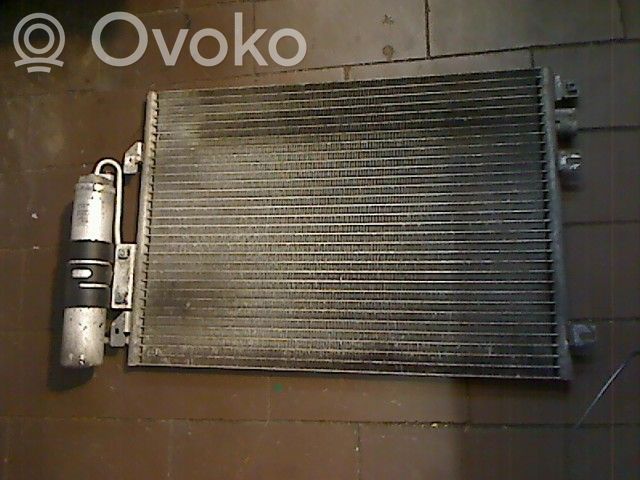 Renault Kangoo I Radiatore di raffreddamento A/C (condensatore) 