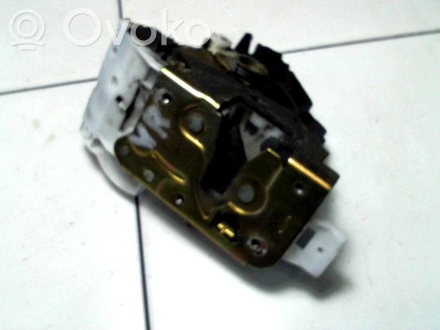 Ford Focus Front door lock 