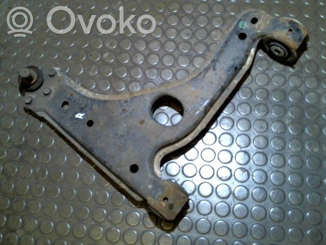 Opel Zafira A Fourchette, bras de suspension inférieur avant 