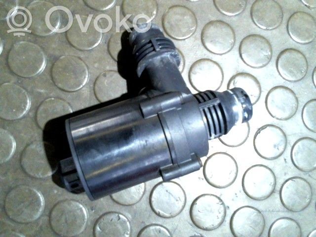 Water pump   8381989