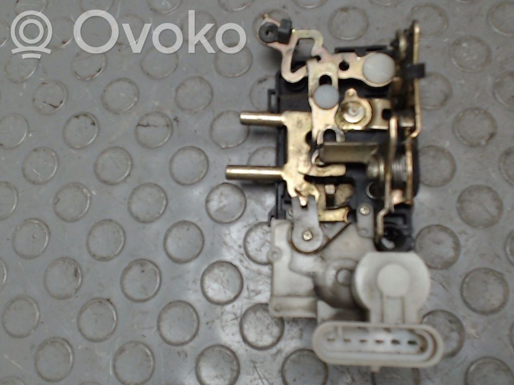 Fiat Multipla Etuoven lukko