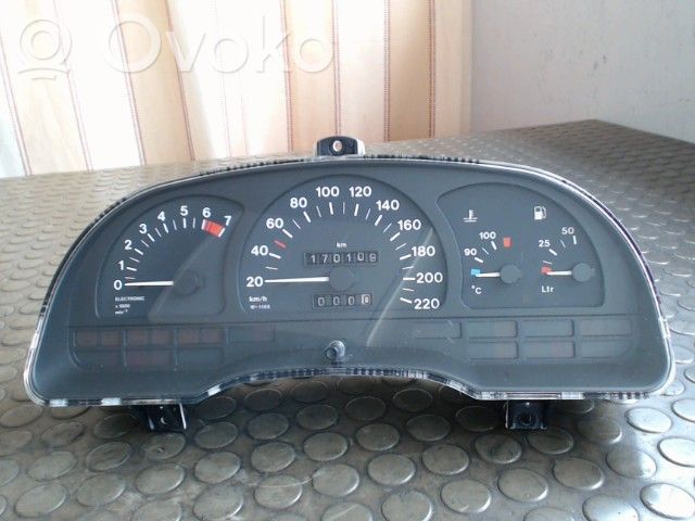 Opel Astra F Moldura del panel 