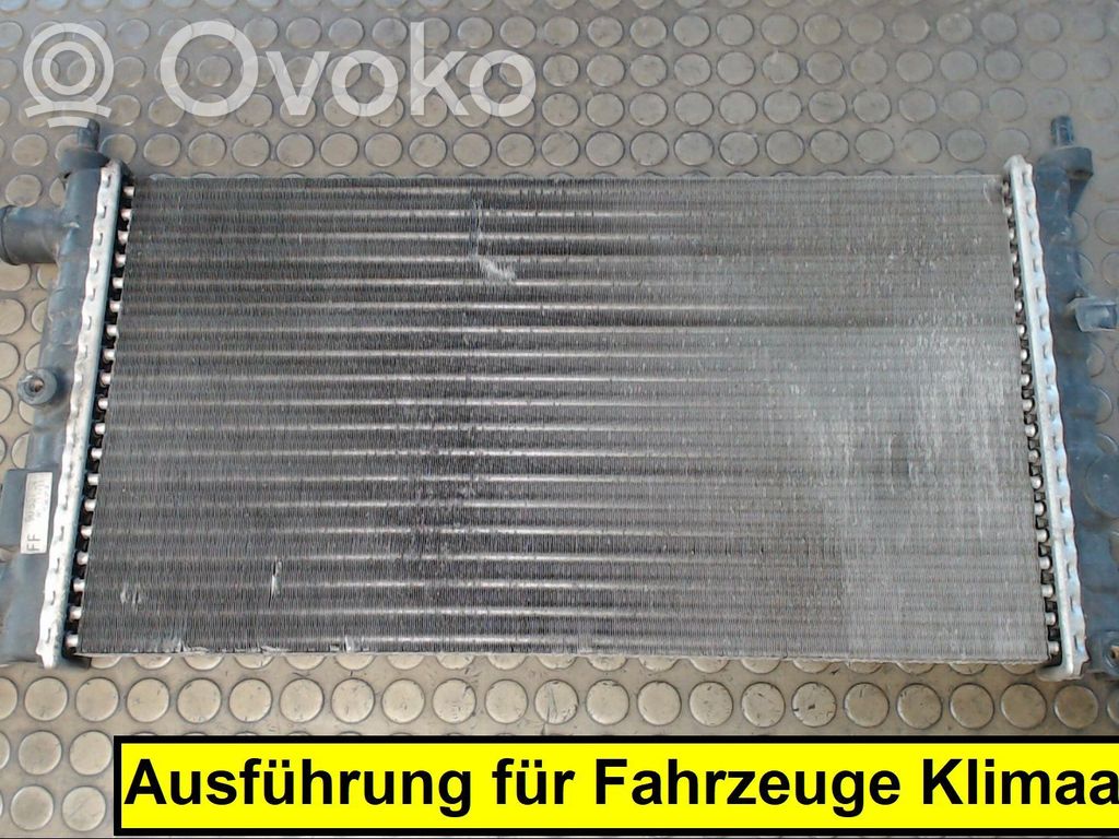 Opel Corsa B Dzesēšanas šķidruma radiators 