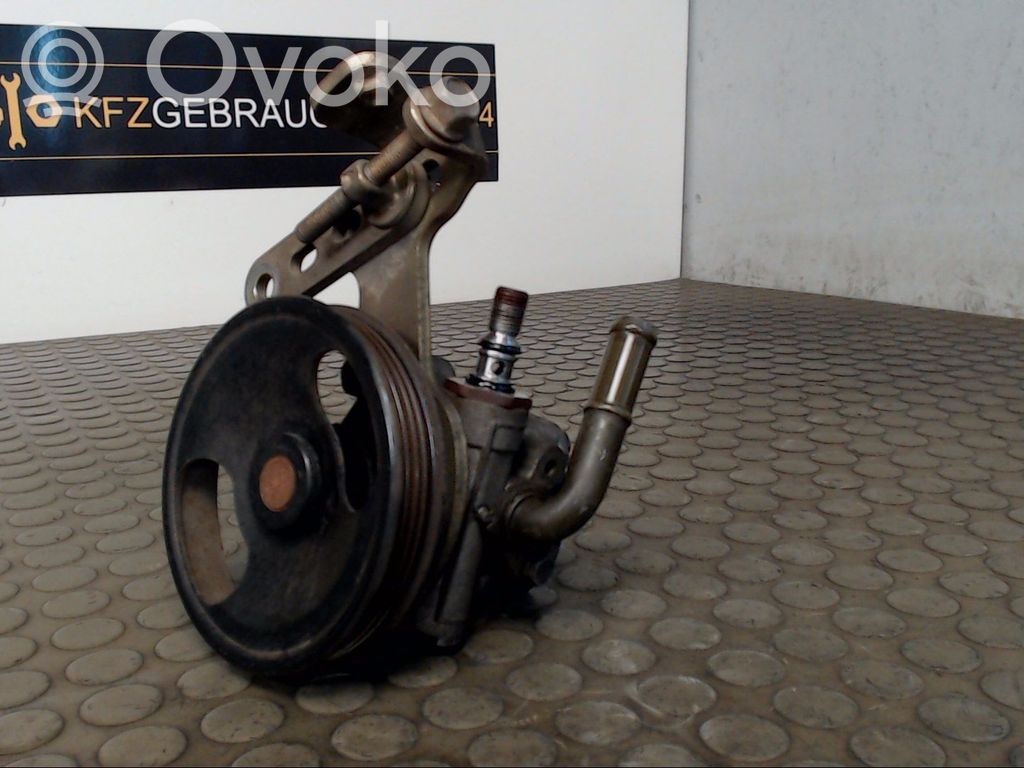 Mazda Demio Ohjaustehostimen pumppu 