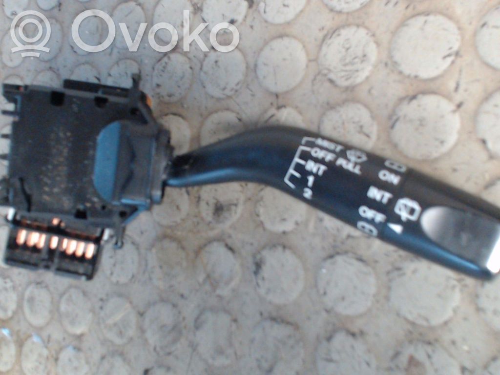 Mazda Premacy Leva indicatori 
