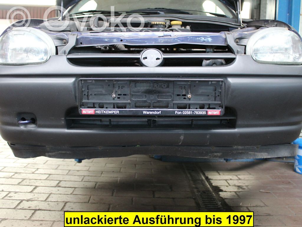 Opel Corsa B Parachoques delantero 