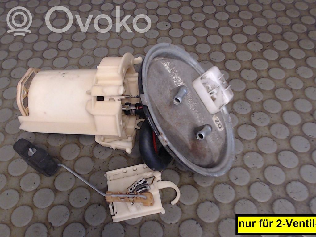 Opel Corsa B Топливный насос 