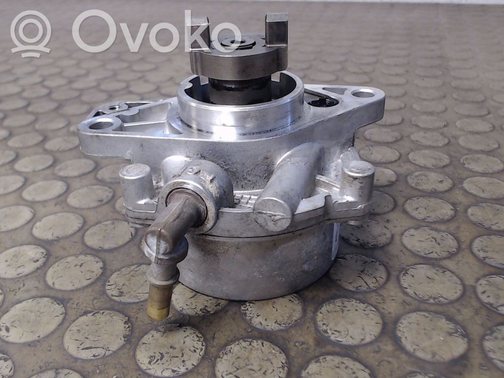 Opel Meriva A Vacuum pump 