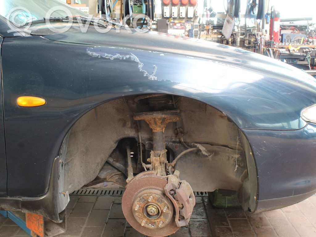 Mazda Xedos 6 Guardabarro 
