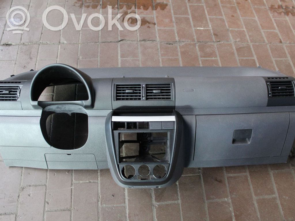 Volkswagen Fox Panelė 