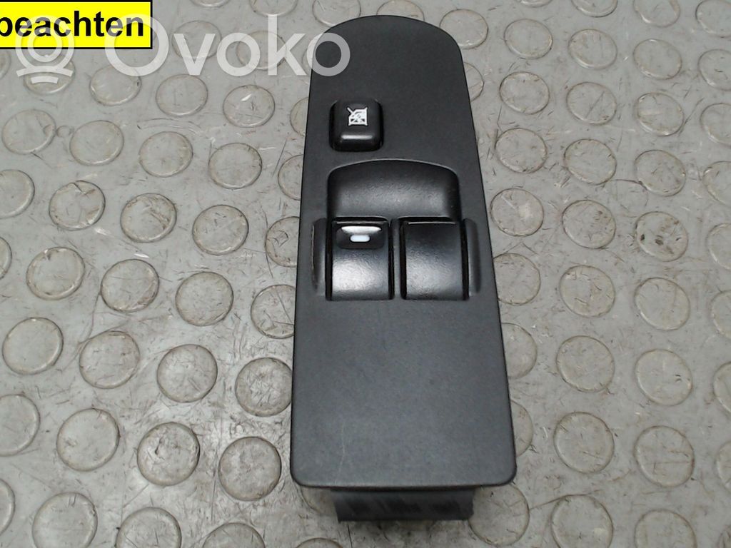 Comutator comandă geamuri electrice   8608A179,NICHTZUTREFFEND