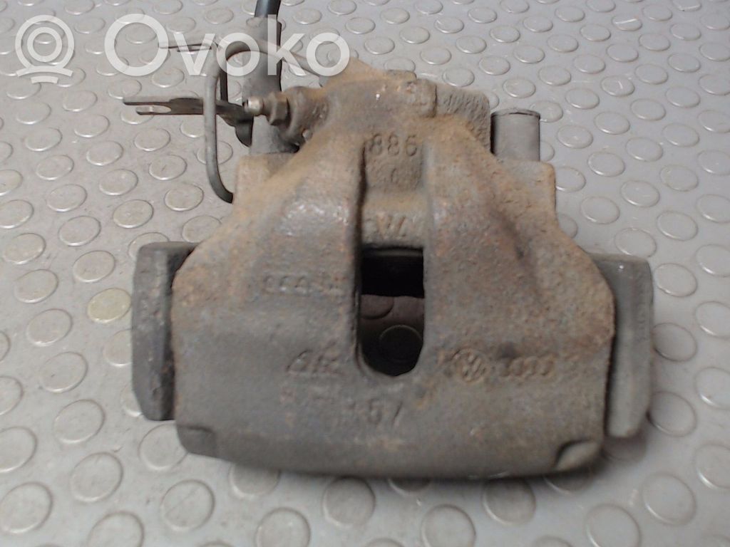 Audi A4 S4 B6 8E 8H Priekinis suportas 