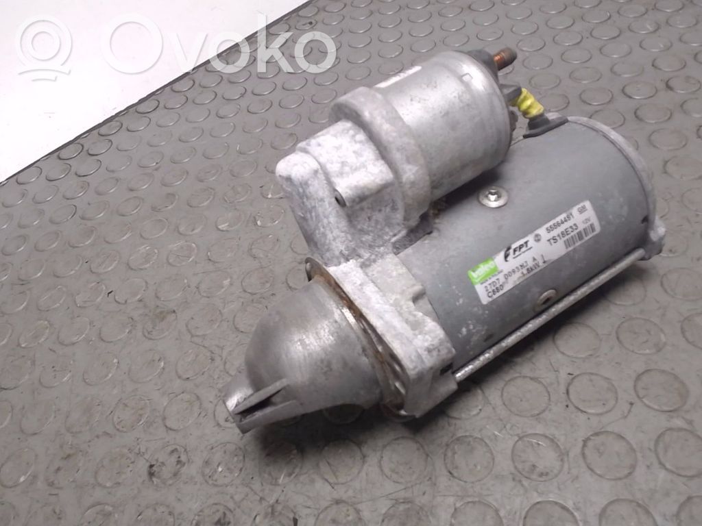 Opel Corsa D Starteris 