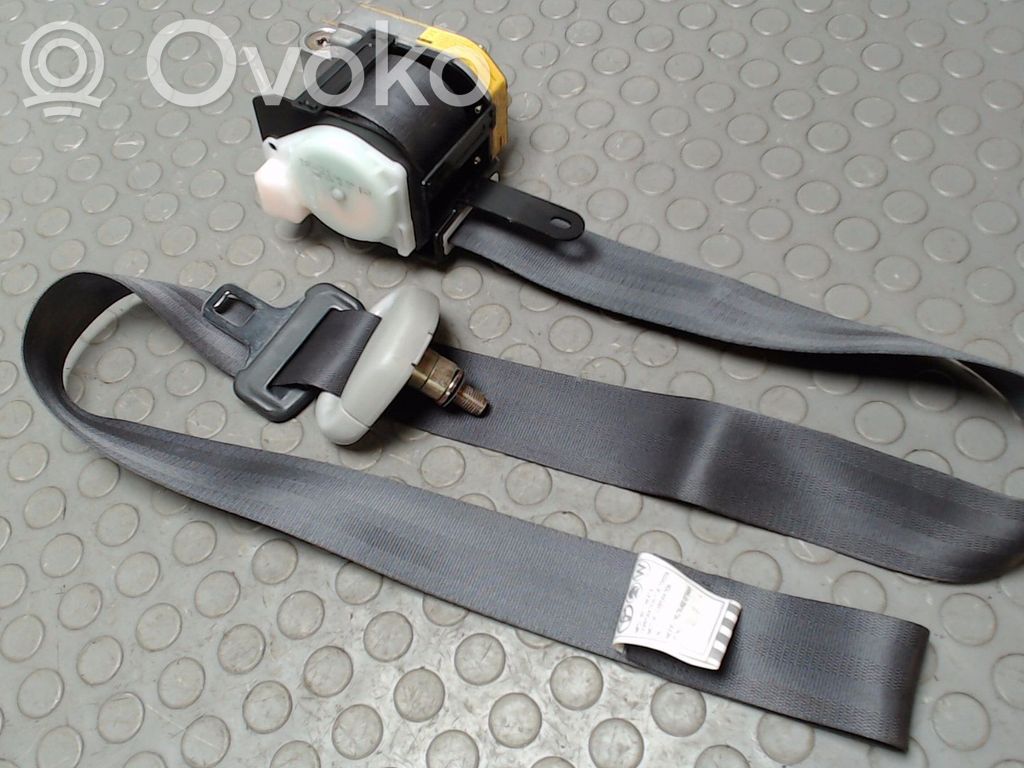 Toyota Yaris Cinturón delantero 