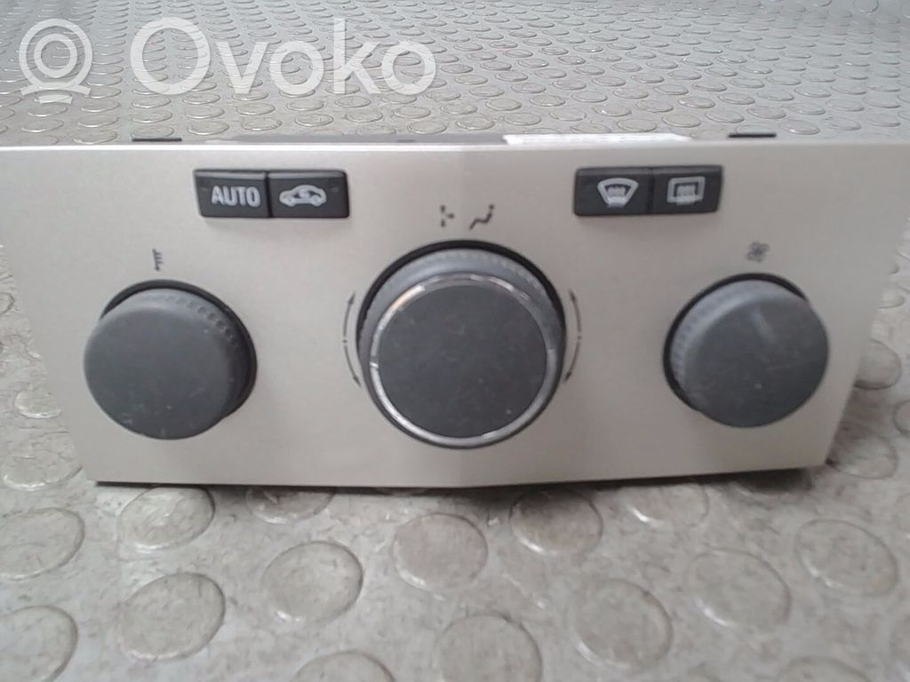 Opel Astra H Unitate control climatizare 
