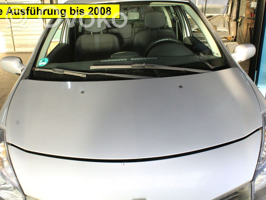 Renault Clio III Konepelti 