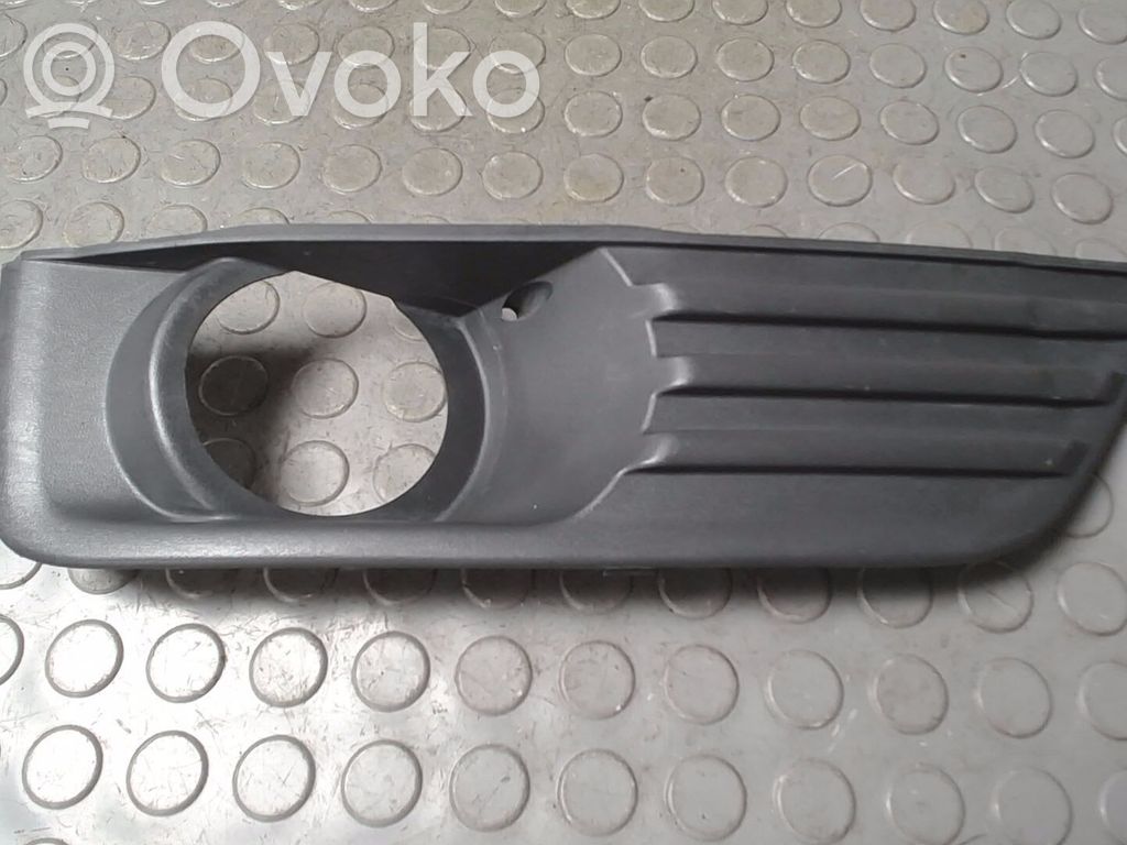 Ford Focus Tappo/coprigancio di traino anteriore 