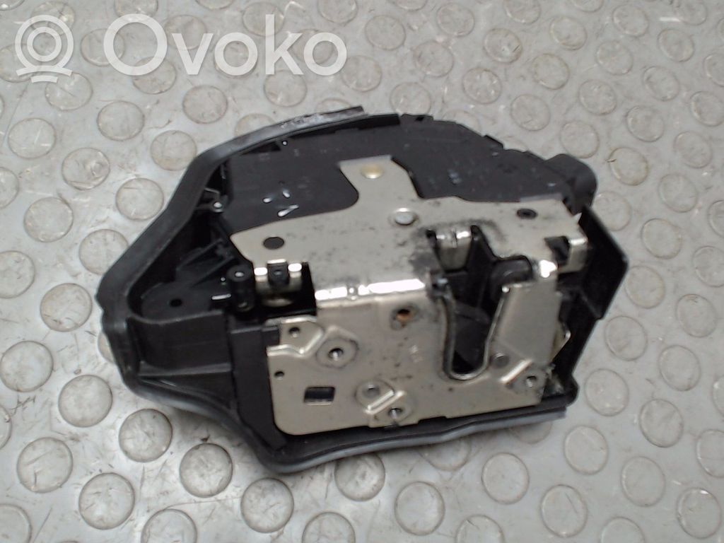 BMW X5 E53 Front door lock 