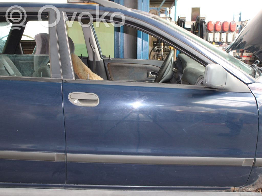 Volvo S40, V40 Puerta delantera 