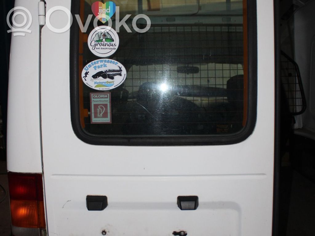 Ford Fiesta aizmugurējais borts 
