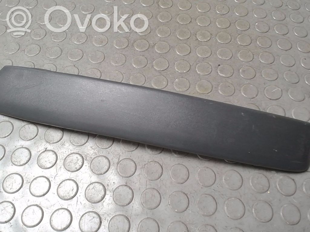 Etupuskuri   4M5117E908AF,1352835,4M5117E908AF,NICHTZUTREFFEND