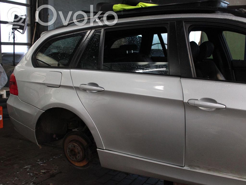 Rear door   NICHTZUTREFFEND