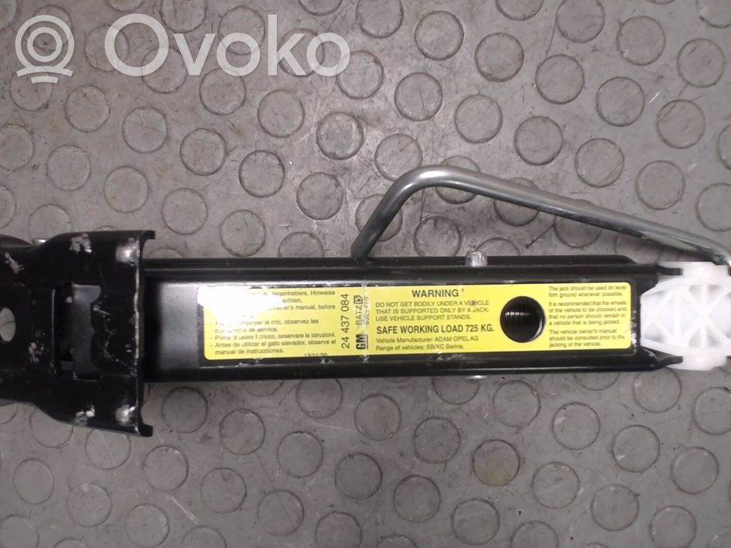 Opel Corsa C Tool set 