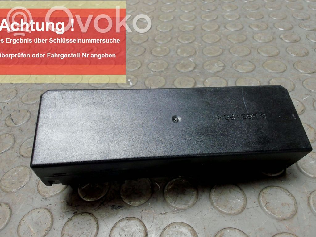 Mercedes-Benz E W210 Set scatola dei fusibili